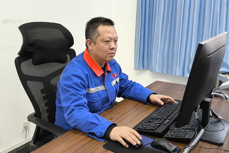 赵克成网站1.jpg